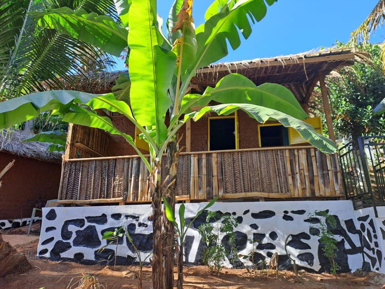 Le Chissioua Hotel Sada Buitenkant foto